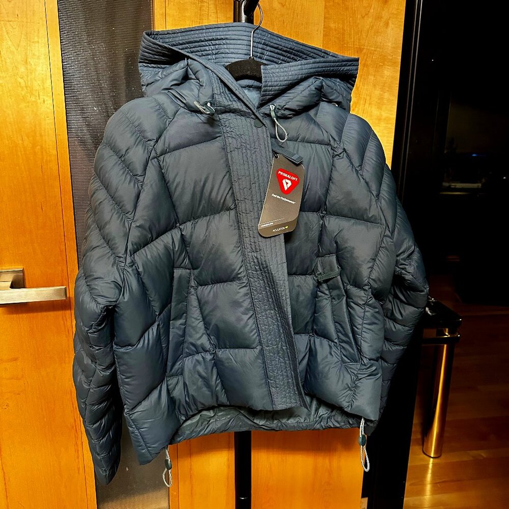 NWT Nike Oversized Hooded Puffer Jacket Dark Green Sz Small